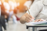 Miniatura per l'articolo intitolato:La scuola non dà che fastidi